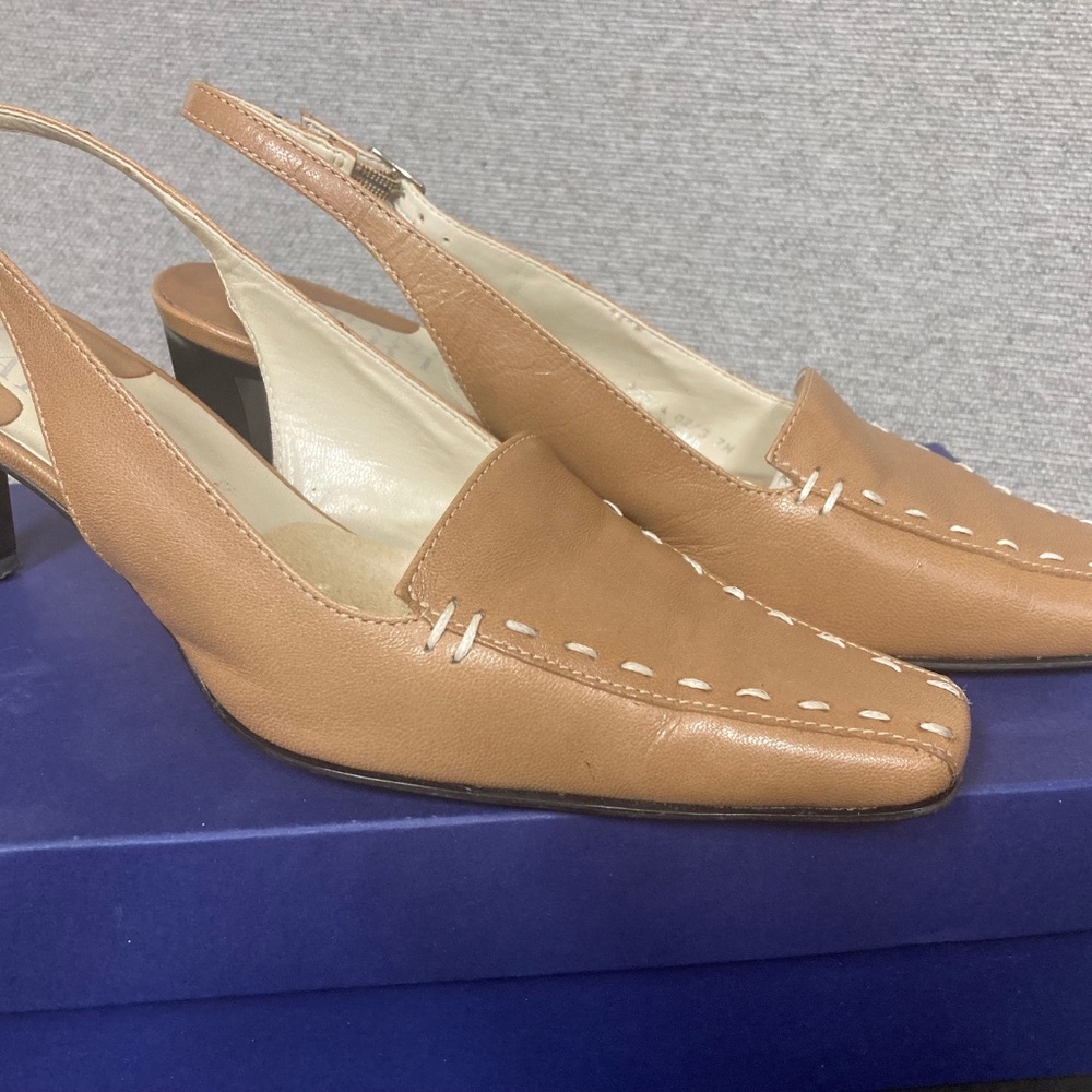 Franco Sarto Woman's Tan Shoes - 7M